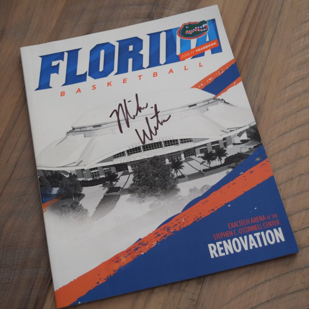 2016-2017 FLORIDA GATORS BASKETBALL YEARBOOK SIGNED Mike White EXACTECH ARENA